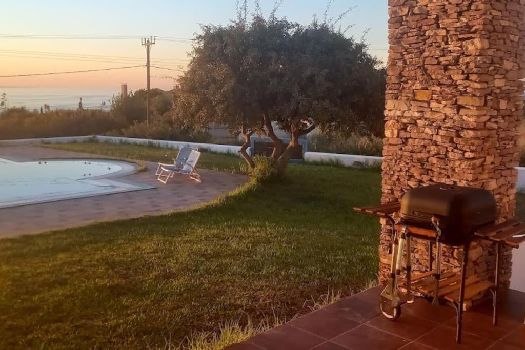Cristelia Seafront & Pool Villa Lakhania Exteriér fotografie