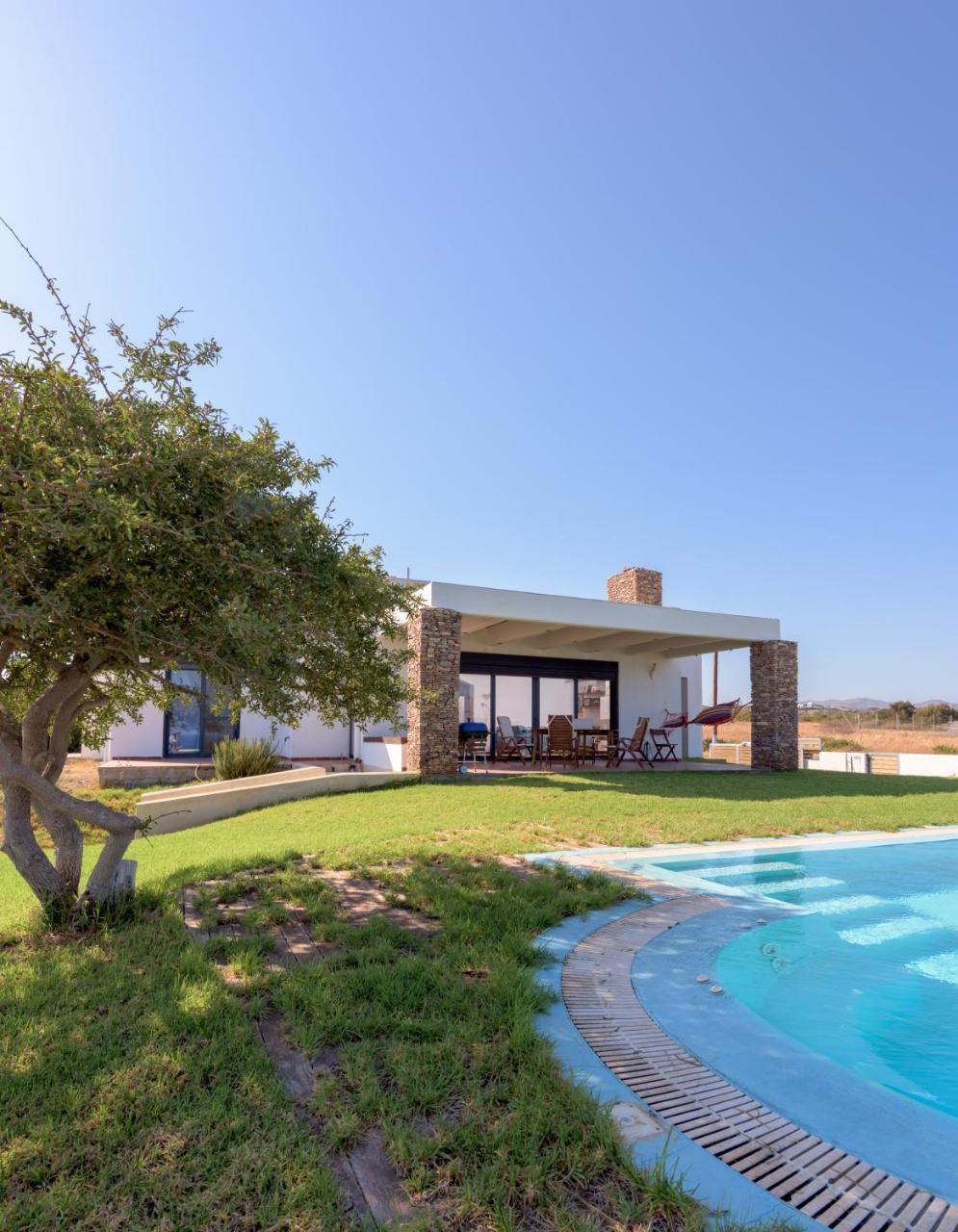 Cristelia Seafront & Pool Villa Lakhania Exteriér fotografie