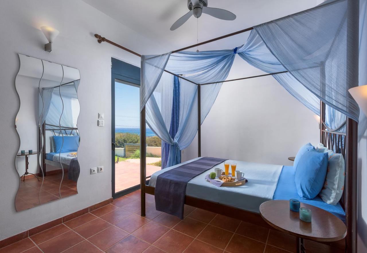 Cristelia Seafront & Pool Villa Lakhania Exteriér fotografie