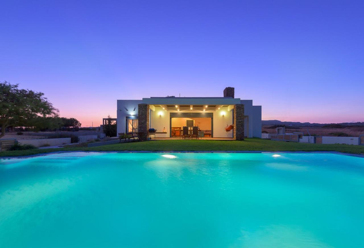 Cristelia Seafront & Pool Villa Lakhania Exteriér fotografie